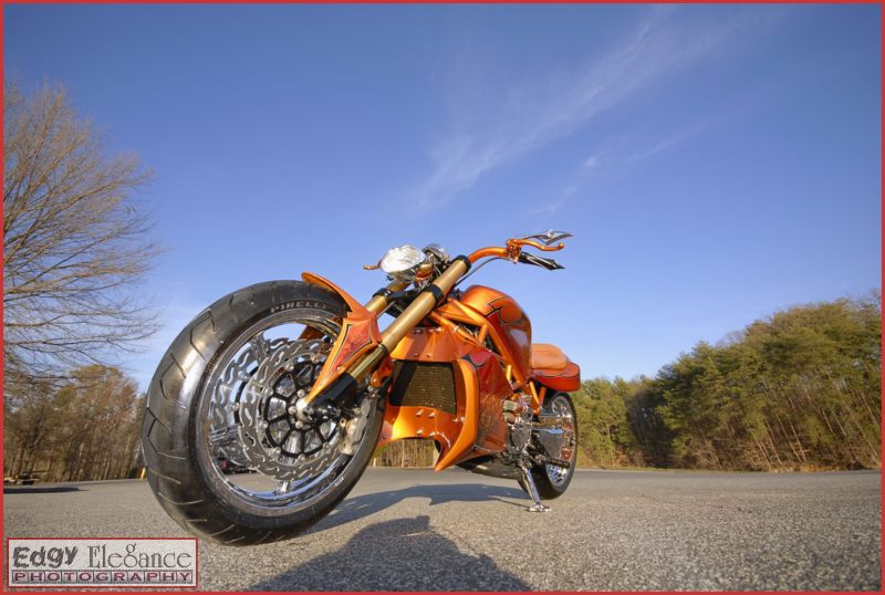 bike-20110226-rcp-ducati-orange-158_resize.jpg
