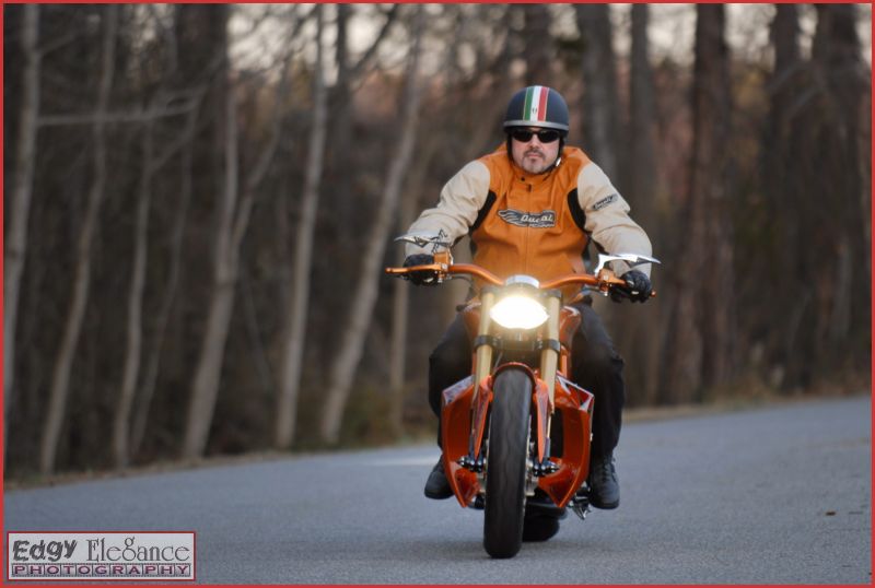 bike-20110226-rcp-ducati-orange-229_resize.jpg